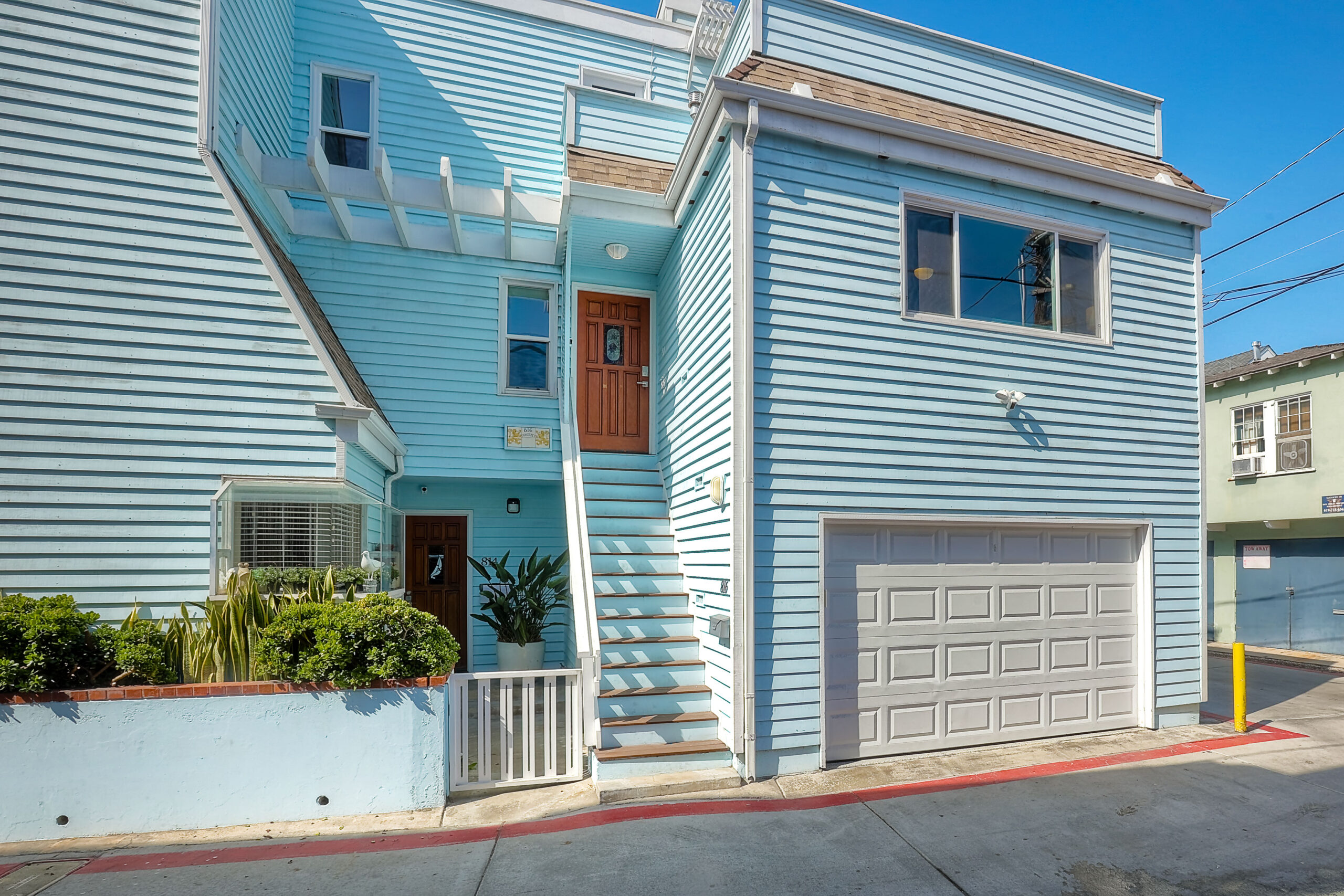 picture of house exterior